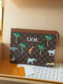 Picture of Louis Vuitton Wallets _SKUfw225969867fw